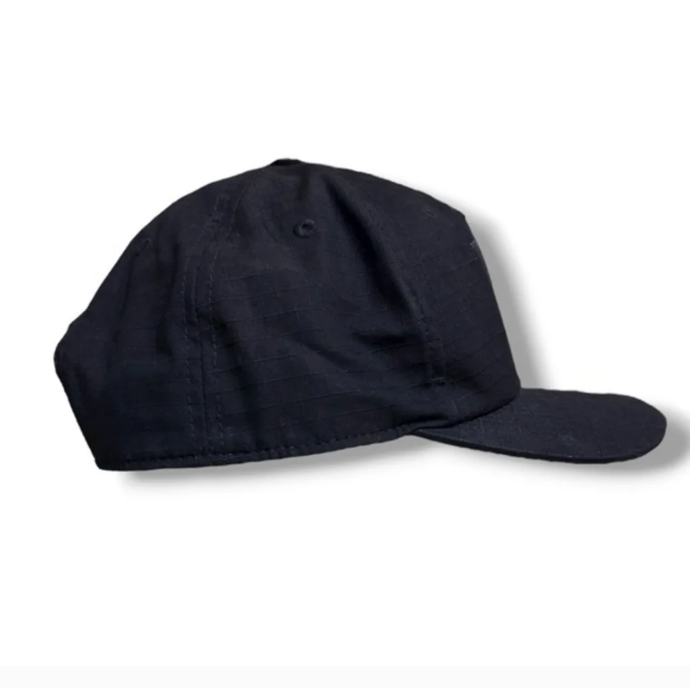 THE NORTH FACE Black Patchless SnapBack Cap Hat